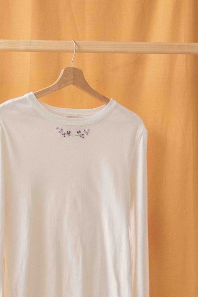 T-shirt blanc pour femme de seconde main | Sapar